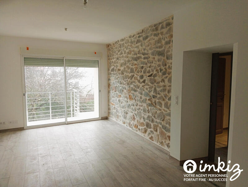 Maison - 370 m² - 10 pièces