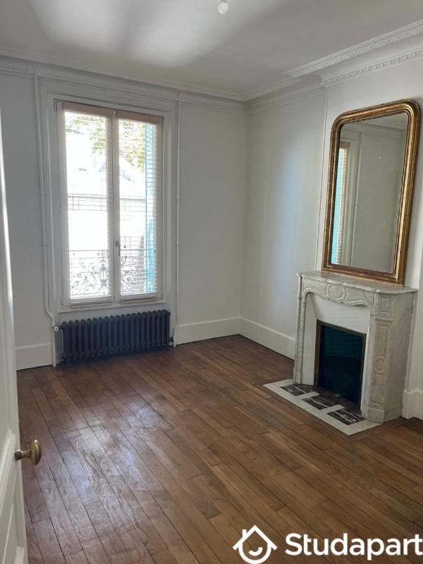 Chambre - 12 m² - 1 pièce