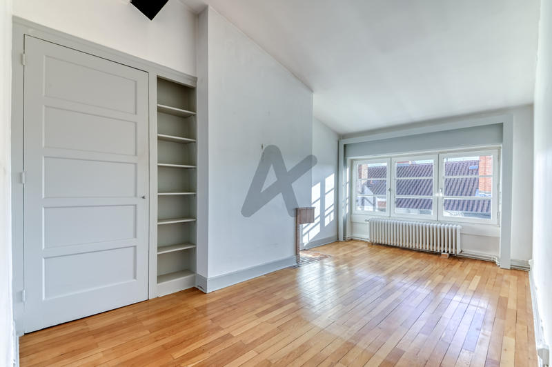 Appartement - 176 m² - 5 pièces