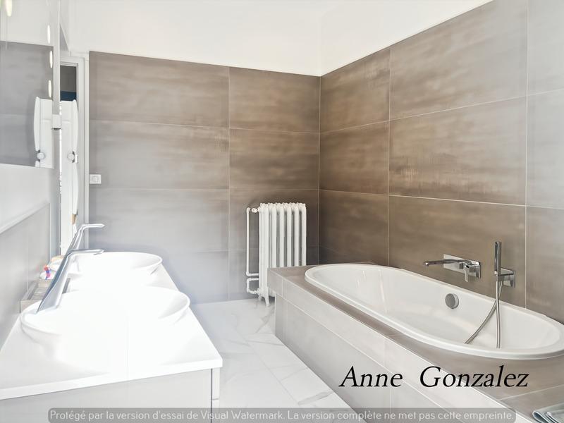 Maison bourgeoise - 237 m² - 9 pièces