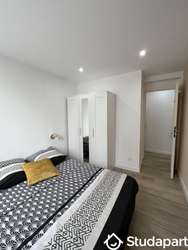 Chambre - 10 m² - 1 pièce