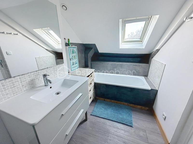 Maison - 160 m² - 6 pièces