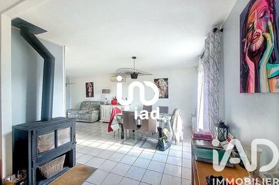 Maison - 171 m² - 9 pièces