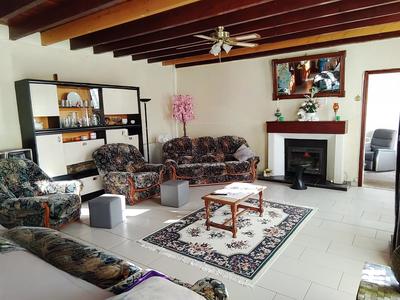 Maison - 195 m² - 8 pièces