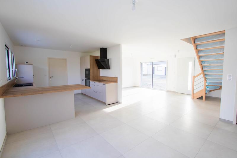 Maison - 123 m² - 4 pièces