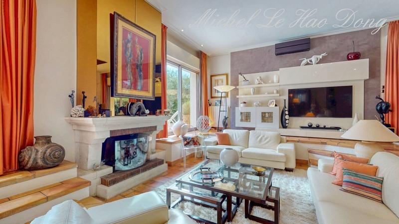 Maison - 166 m² - 5 pièces