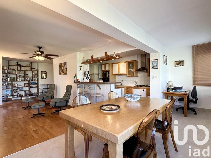 Appartement - 90 m² - 3 pièces