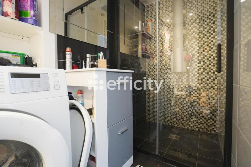 Appartement - 90 m² - 4 pièces