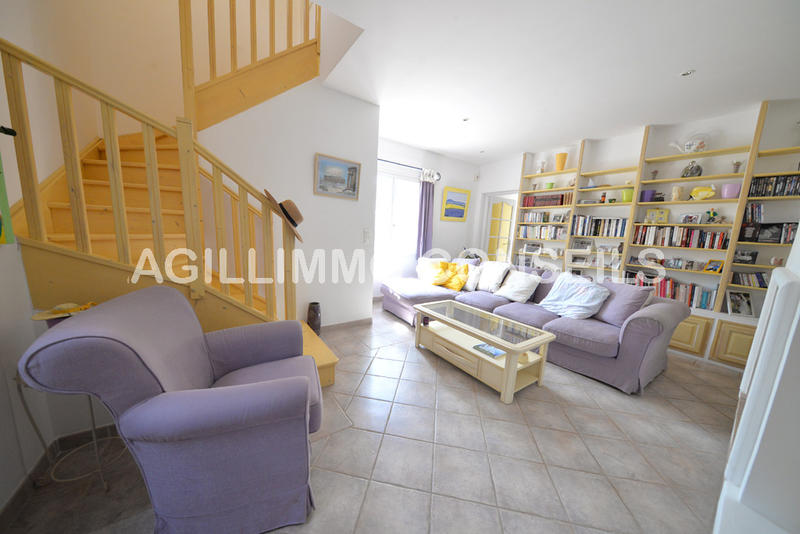 Villa - 3 082 m² - 7 pièces
