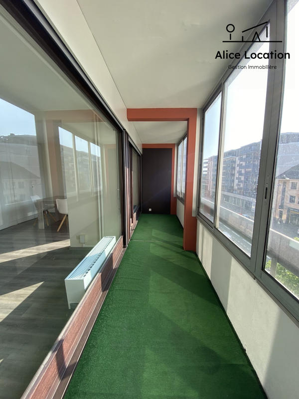 Appartement - 77 m² - 4 pièces