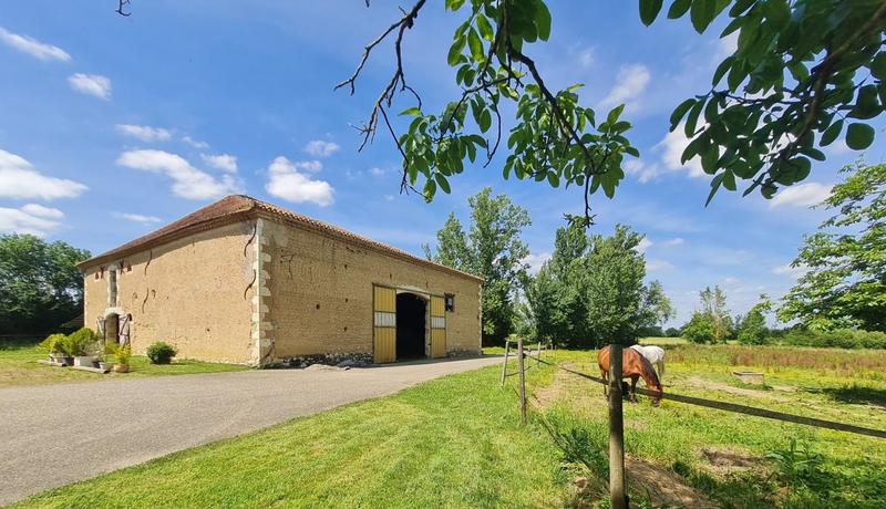 Corps de ferme - 205 m² - 6 pièces