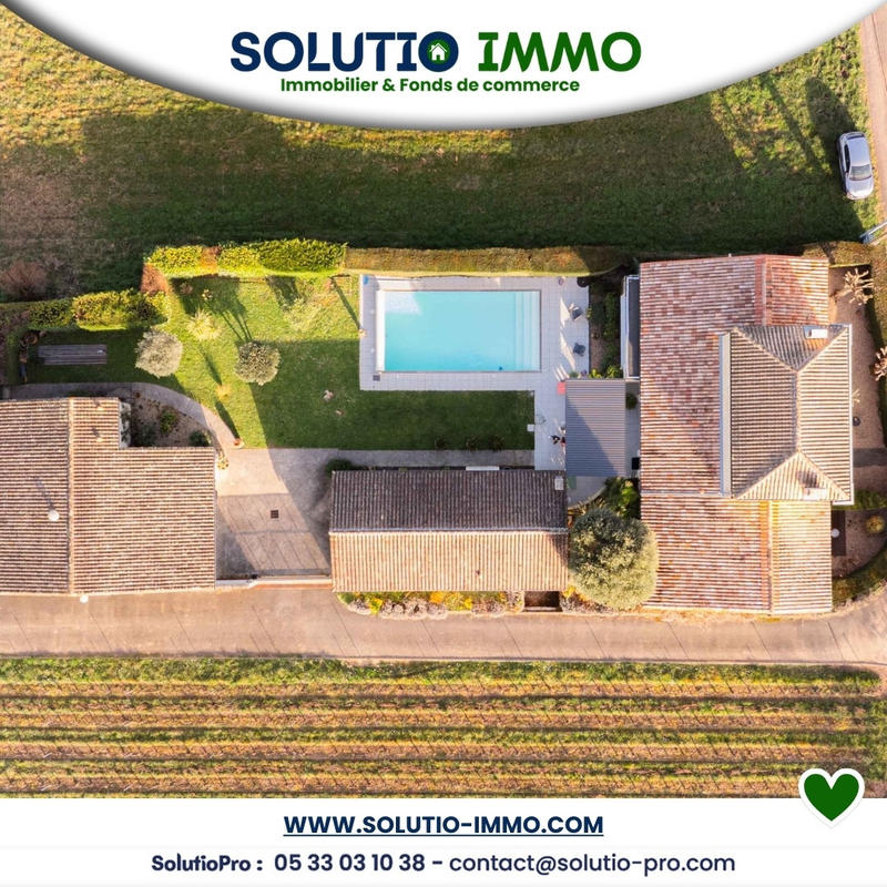 Maison - 243 m² - 6 pièces