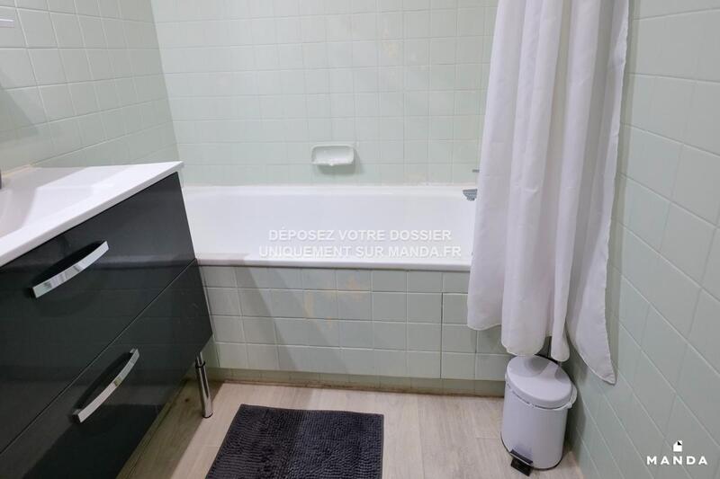 Chambre - 11 m² - 4 pièces