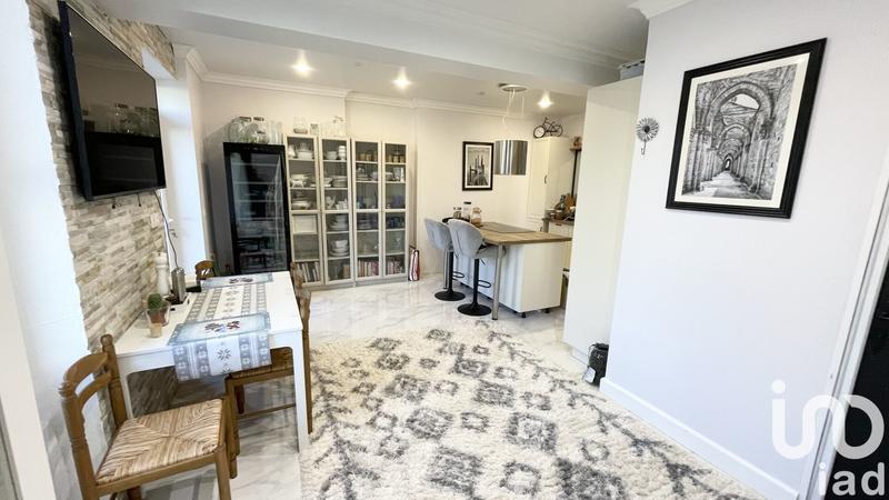 Maison de village - 159 m² - 6 pièces