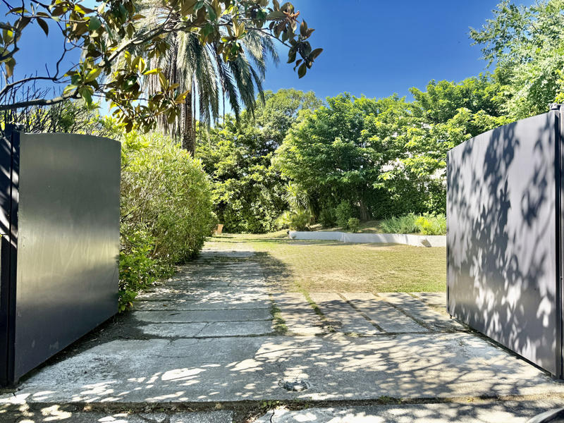 Maison - 346 m² - 6 pièces