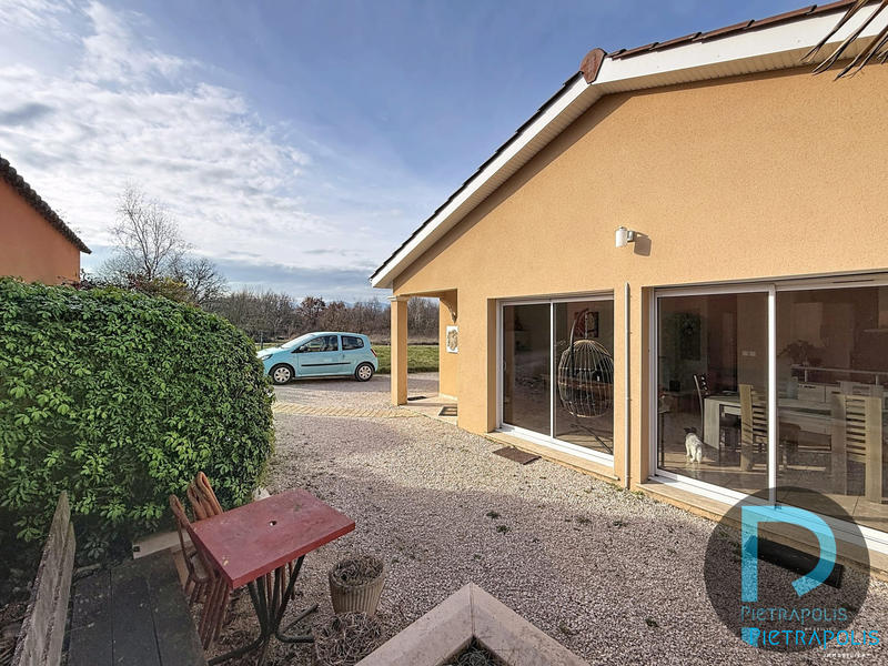 Maison - 97 m² - 4 pièces