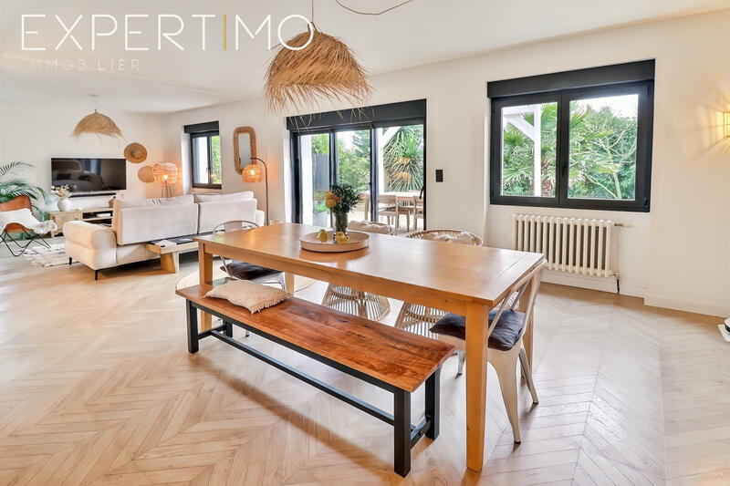 Maison - 145 m² - 6 pièces