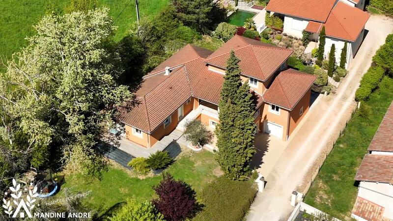 Villa - 280 m² - 7 pièces