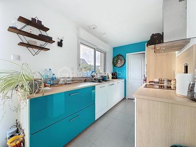 Maison - 95 m² - 5 pièces