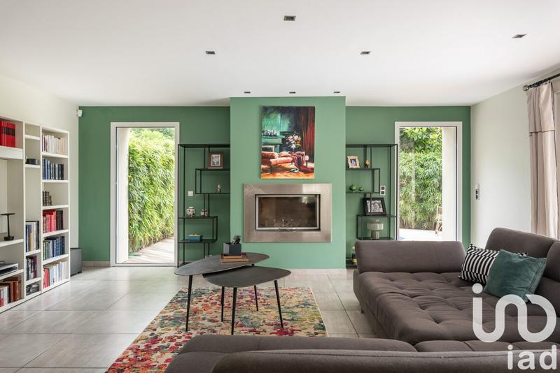 Maison de maîtres - 200 m² - 8 pièces