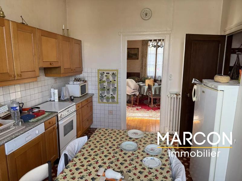 Maison - 177 m² - 7 pièces