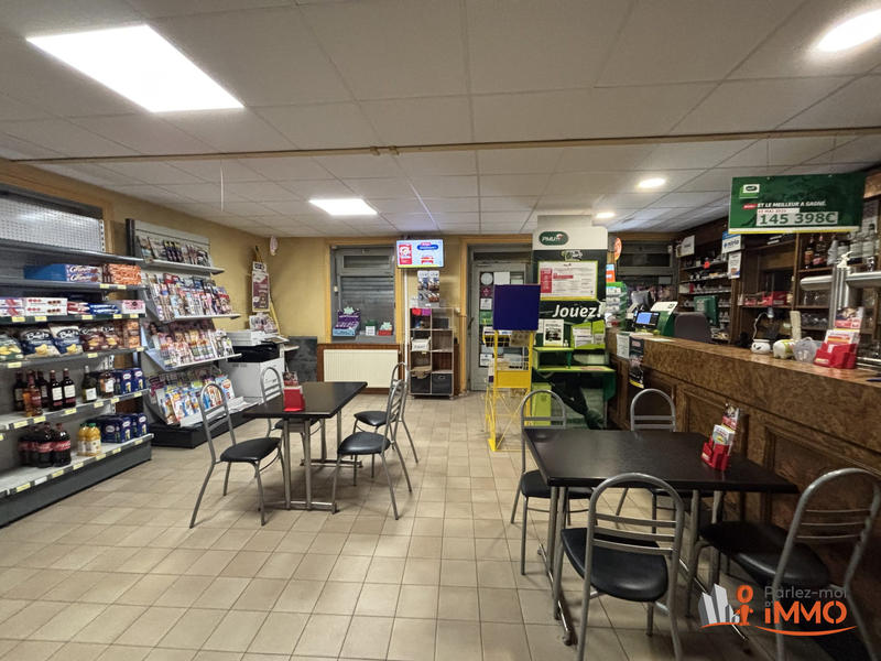 Maison - 321 m² - 8 pièces