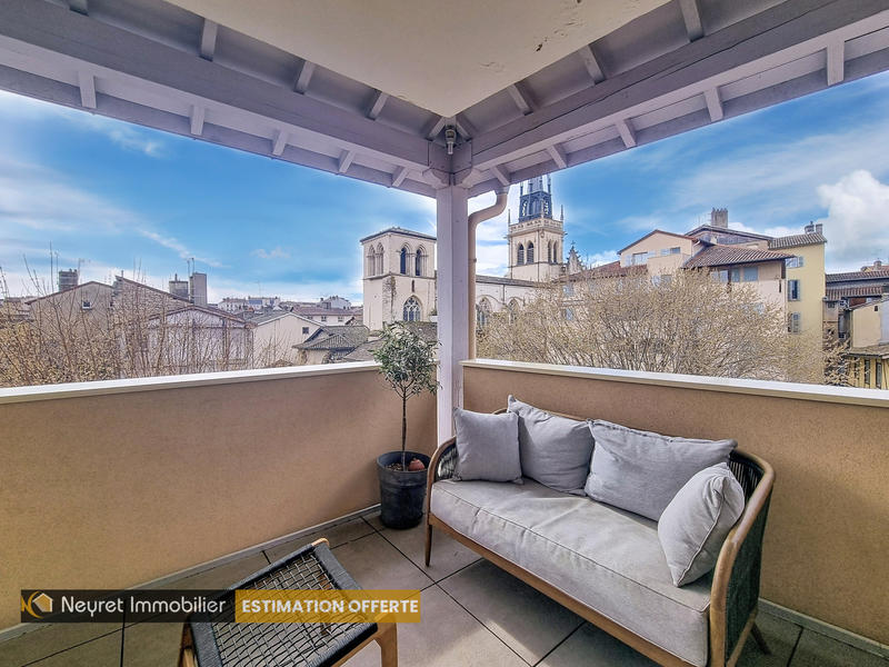 Appartement - 110 m² - 5 pièces