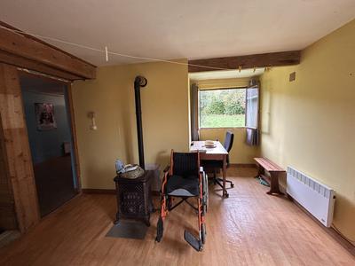 Immeuble - 81 m² - 3 pièces