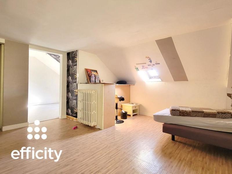 Maison - 186 m² - 8 pièces