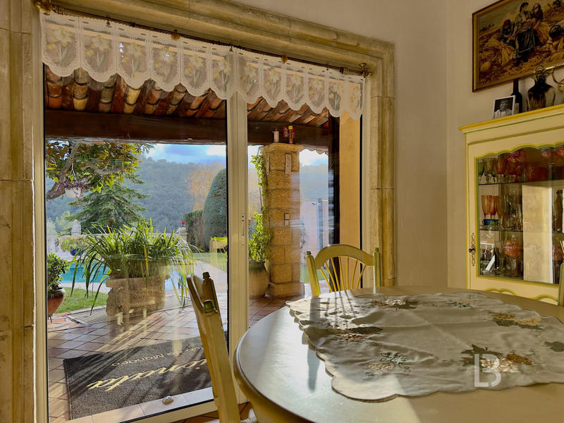 Maison - 135 m² - 4 pièces