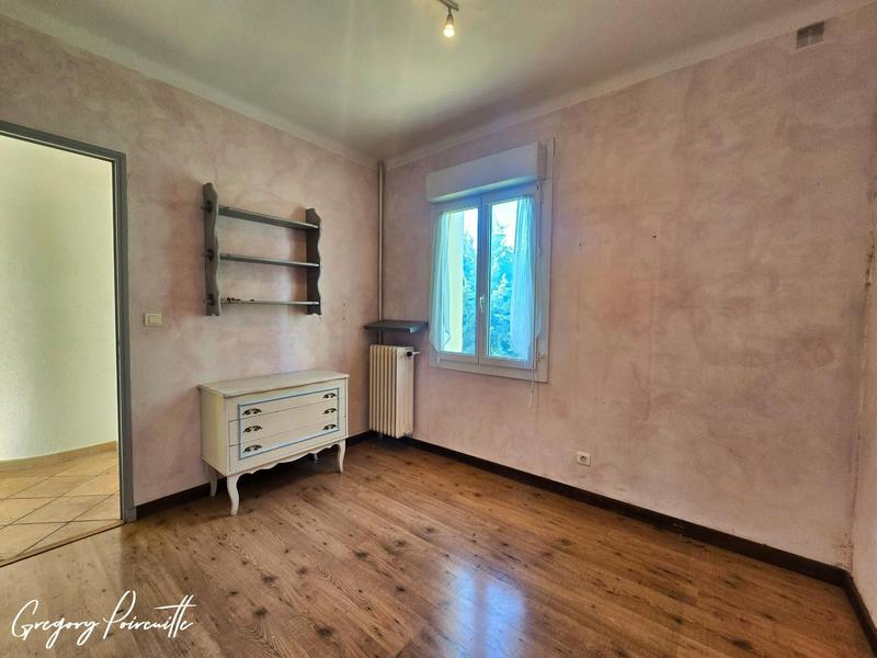 Maison - 93 m² - 5 pièces