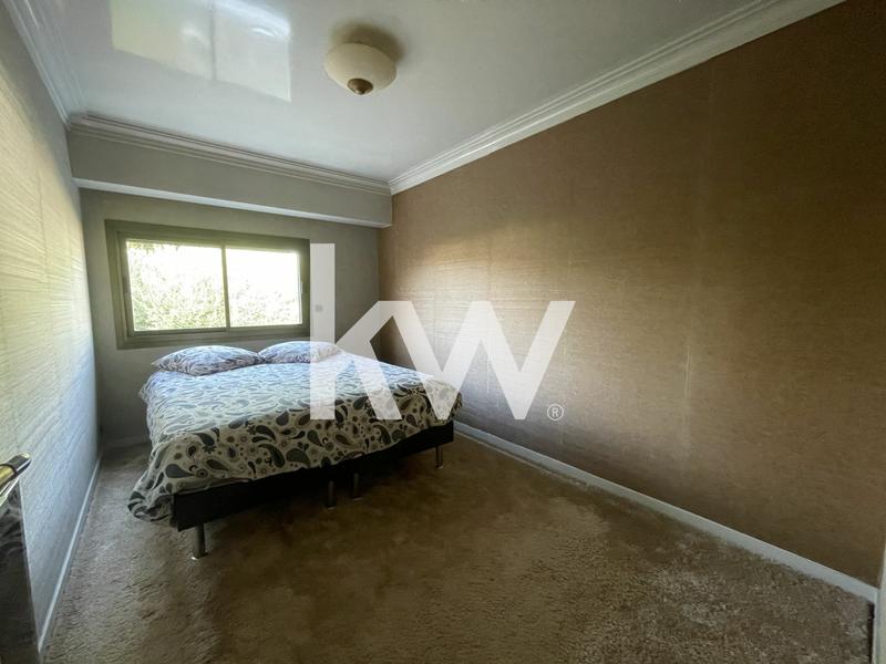 Maison d'architecte - 258 m² - 6 pièces