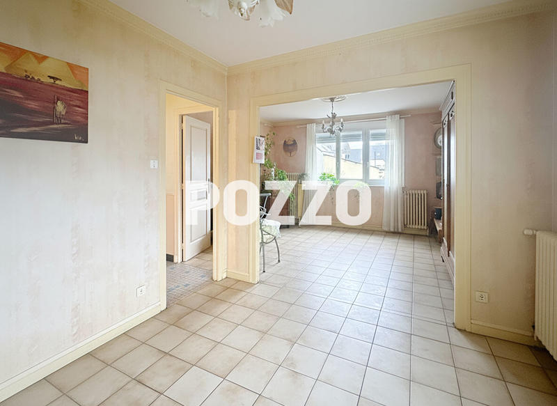 Maison - 84 m² - 5 pièces