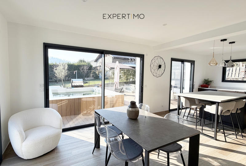 Maison - 139 m² - 5 pièces