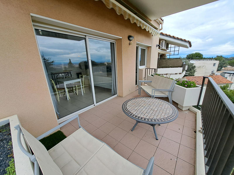 Appartement - 75 m² - 3 pièces