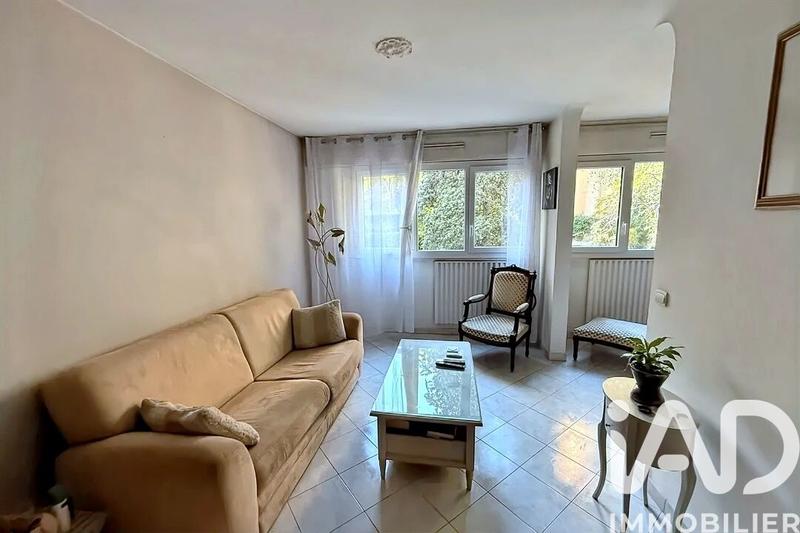 Appartement - 64 m² - 3 pièces