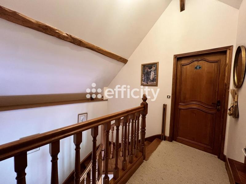 Longère - 209 m² - 8 pièces