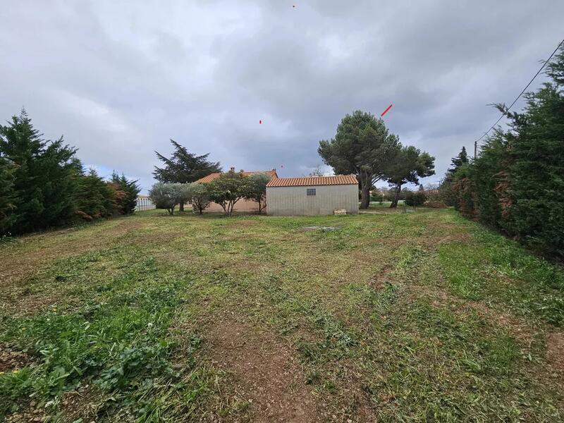 Terrain constructible - 568 m²