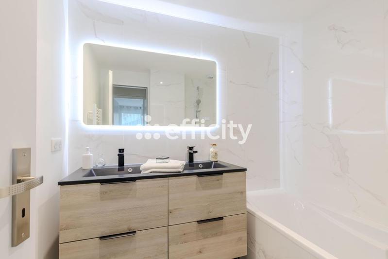 Appartement - 104 m² - 4 pièces