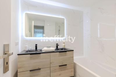 Appartement - 104 m² - 4 pièces