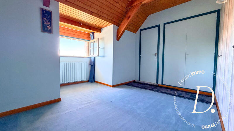 Maison - 263 m² - 7 pièces