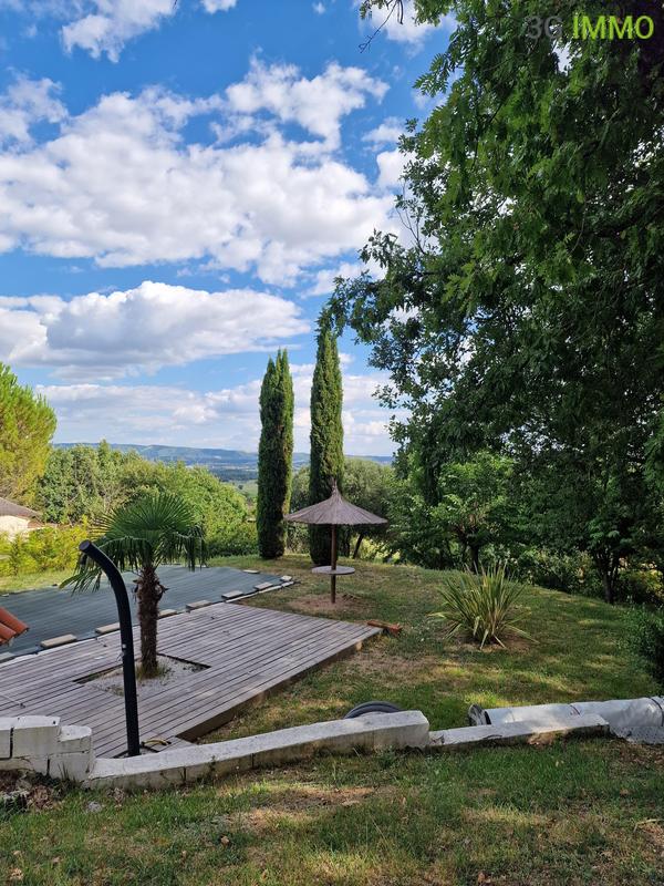 Maison - 184 m² - 6 pièces