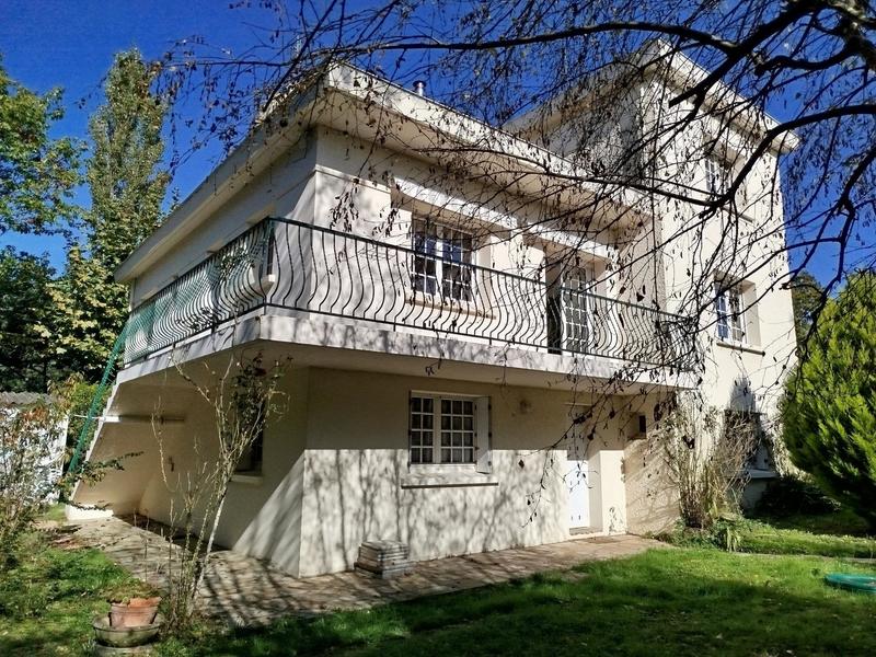 Maison - 146 m² - 7 pièces