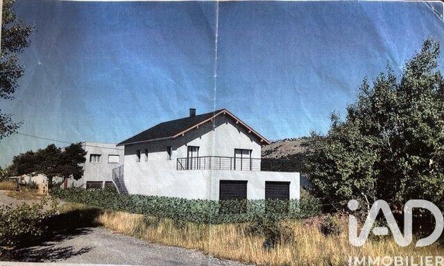 Maison - 136 m² - 5 pièces