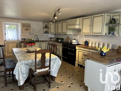 Maison - 142 m² - 3 pièces