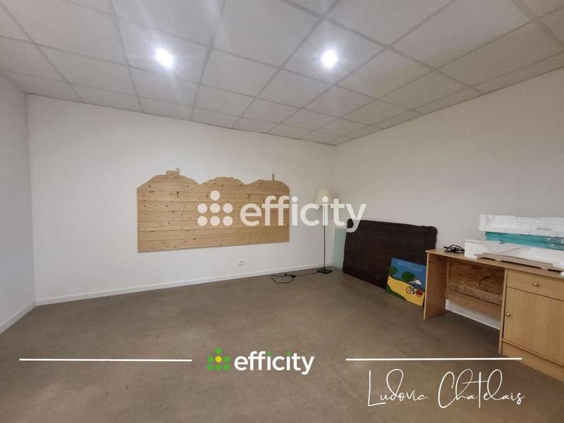 Local artisanal - 260 m² - 4 pièces