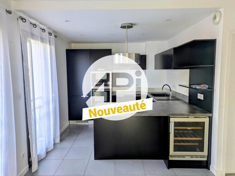 Appartement - 81 m² - 4 pièces