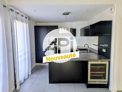 Appartement - 81 m² - 4 pièces