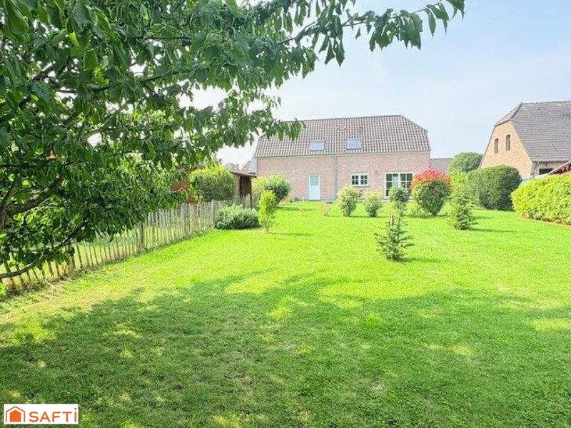 Maison - 118 m² - 8 pièces