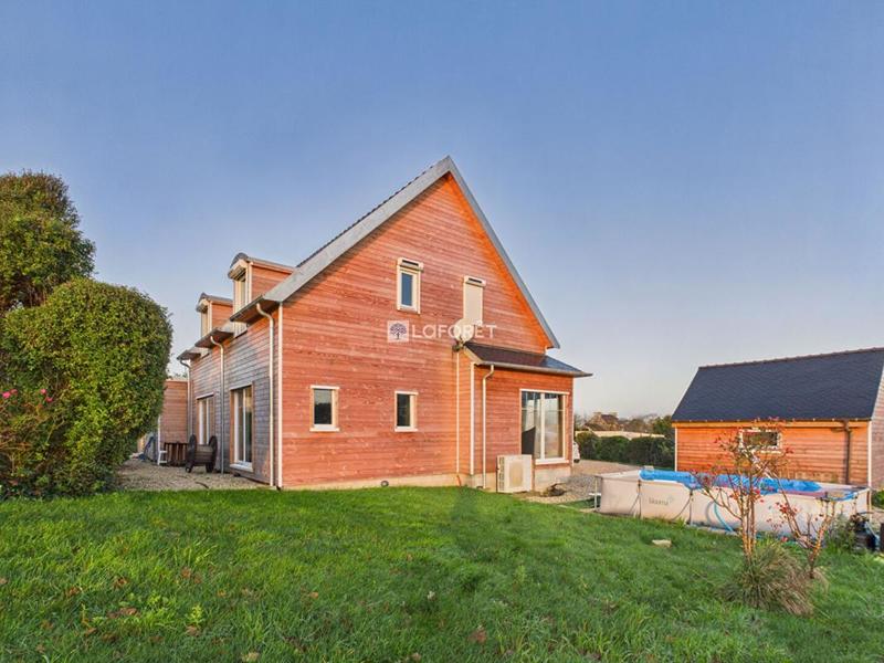 Maison de bois - 180 m² - 7 pièces